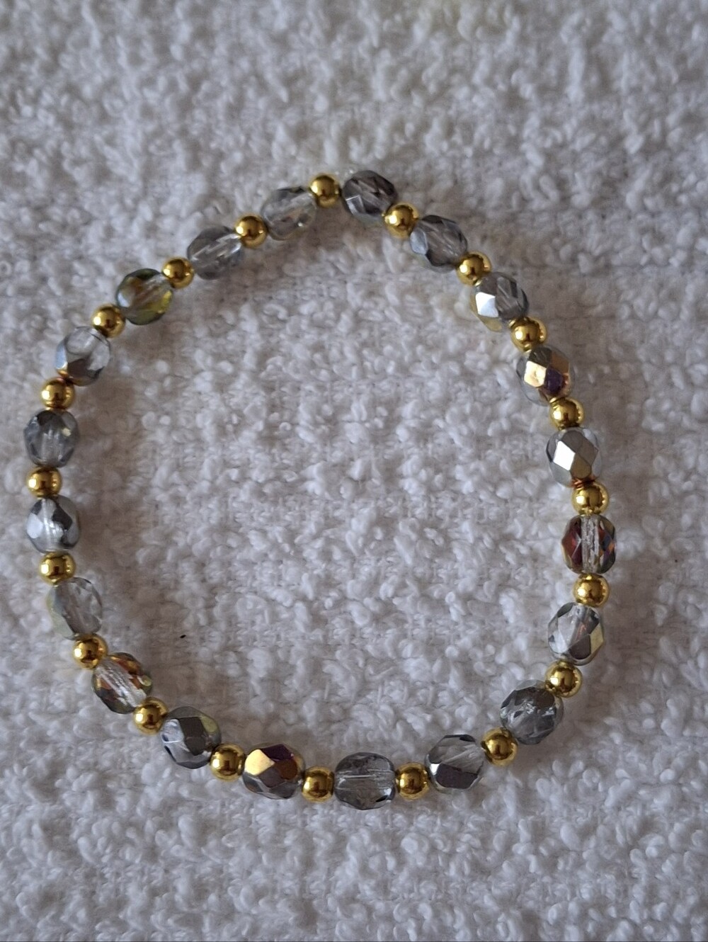 PLUS SIZE Gold and Gray Faceted Bead Stretch Bracelet - Unbranded